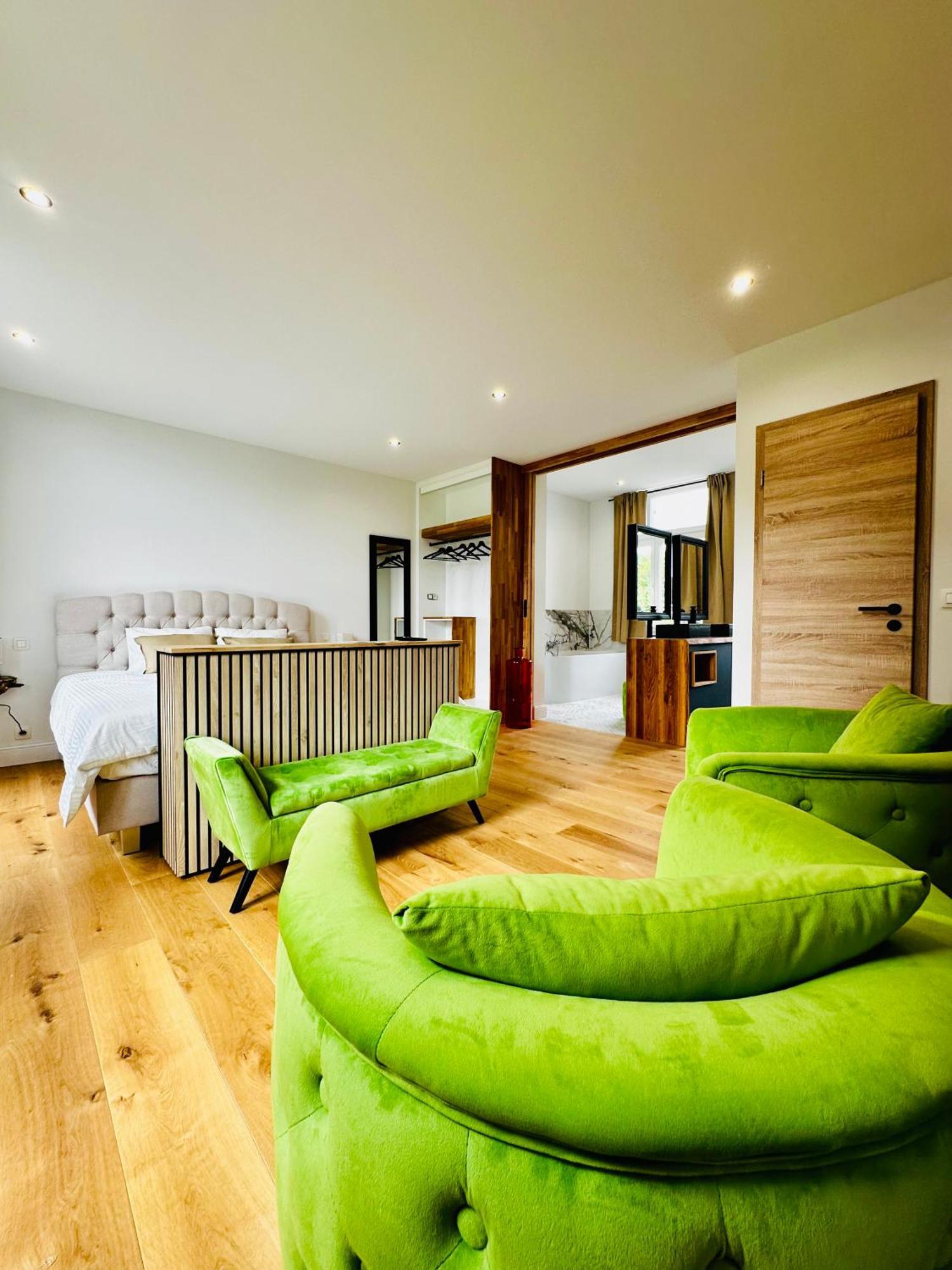 Suite De Luxe Au Chateau 105 Tinlot Εξωτερικό φωτογραφία